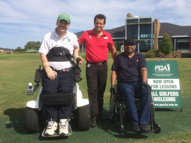 sandhurst golf club vic, image of golf participants with a coach